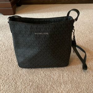 Michael Kors Travel Messenger Bag